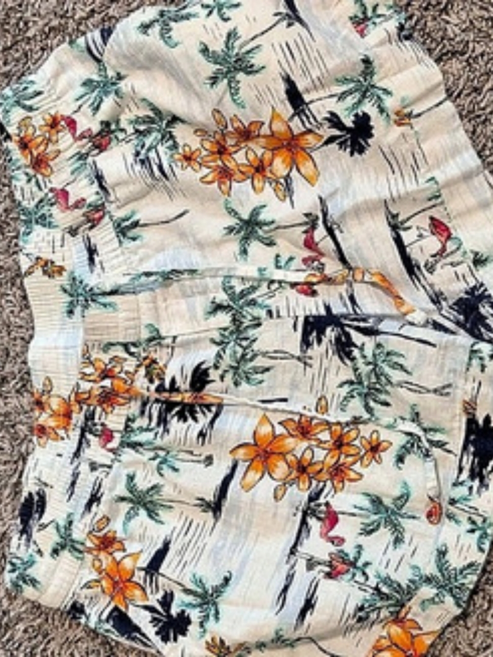 Old Navy Floral Shorts Size Large